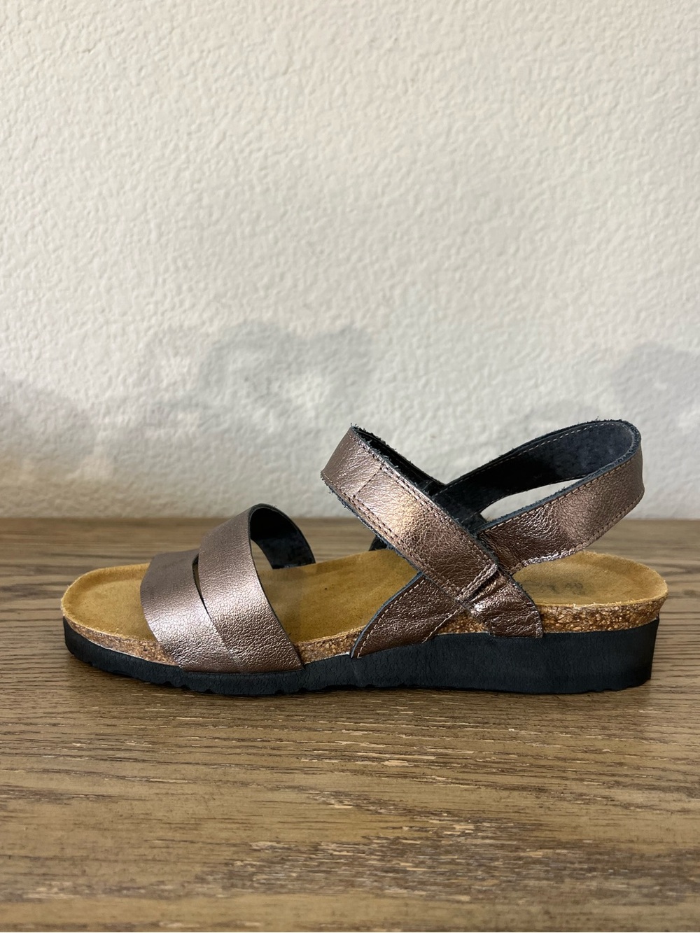 Naot Kayla sandal radiant copper leather sz 9-9.5 EU 40 comfort walking casual - Picture 6 of 12